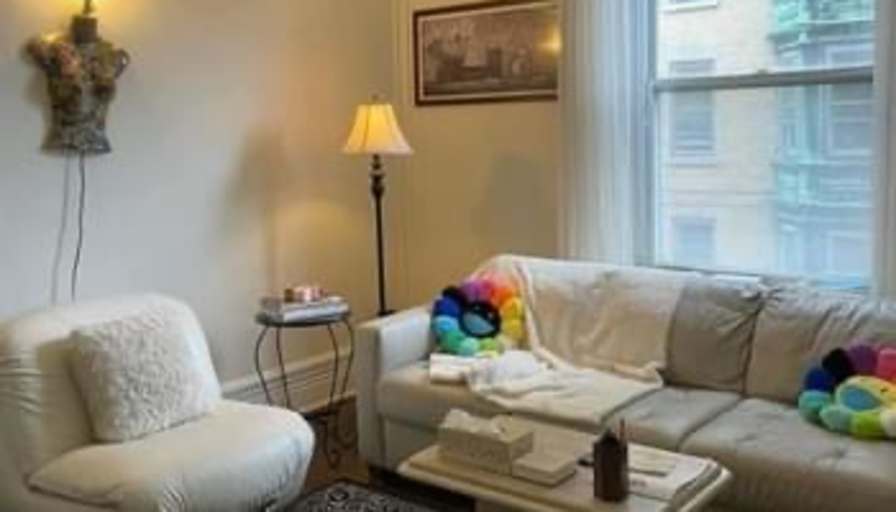 Manureet's room
