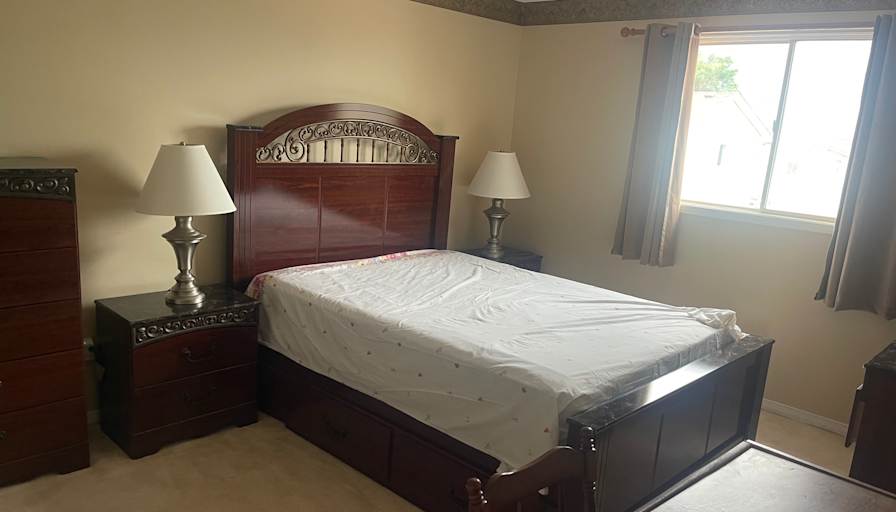 Ronel's room