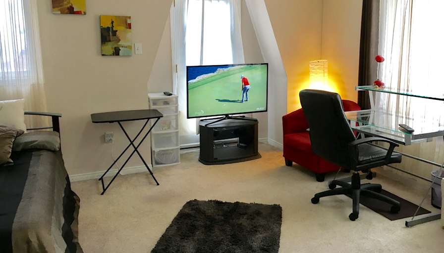 Mark Kay's room