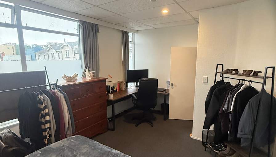Andrew Manson's room