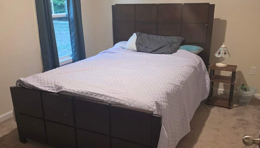 Dj's room