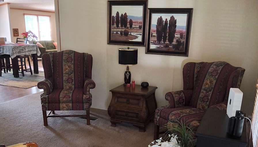 Dale's room