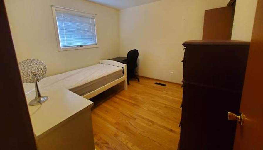 Amanda's room