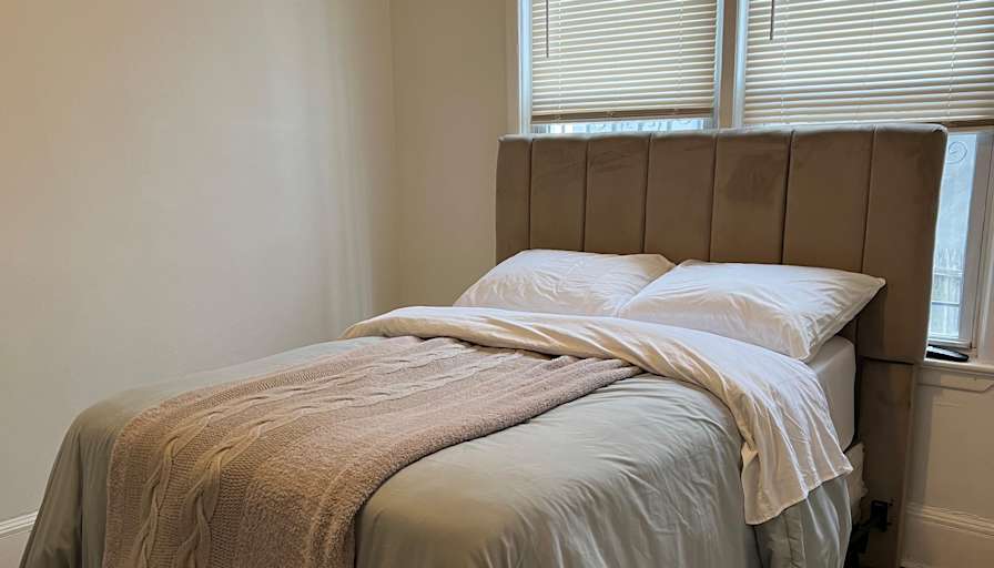 CRISTIAN ARANEDA's room