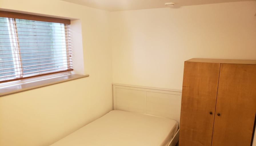 Samuel Tang's room