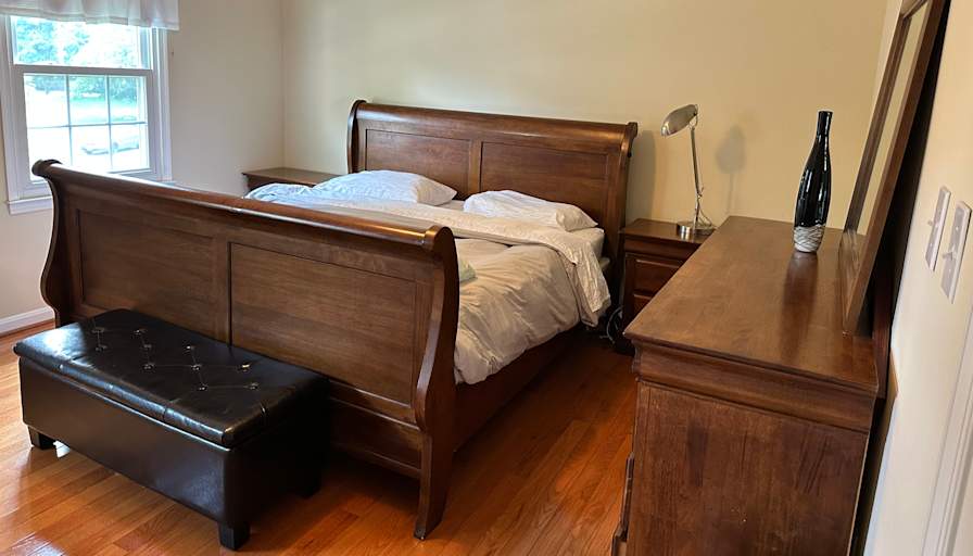 Frank Nguyen's room