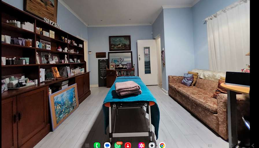Elana Wright's room