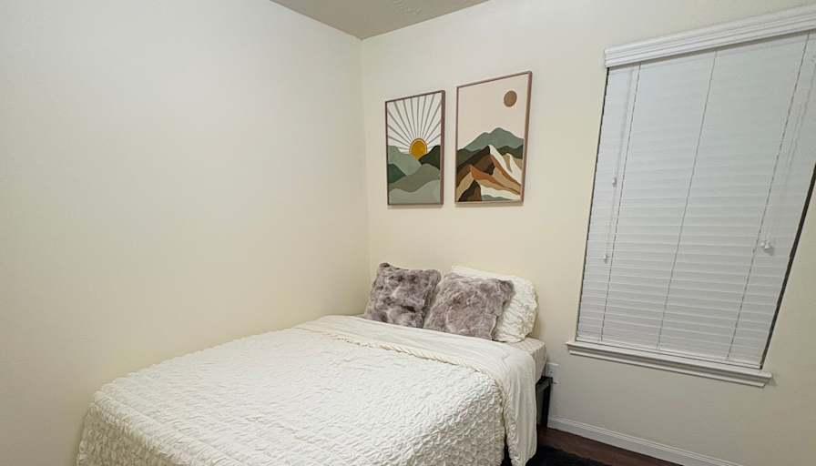 NARA's room