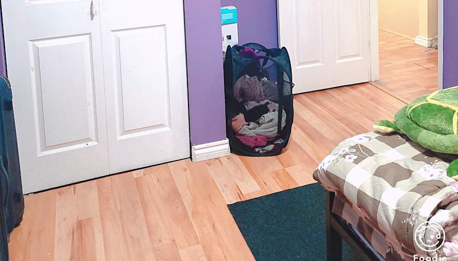 Priti's room