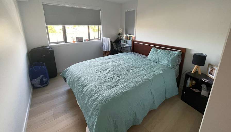 Evelyn's room