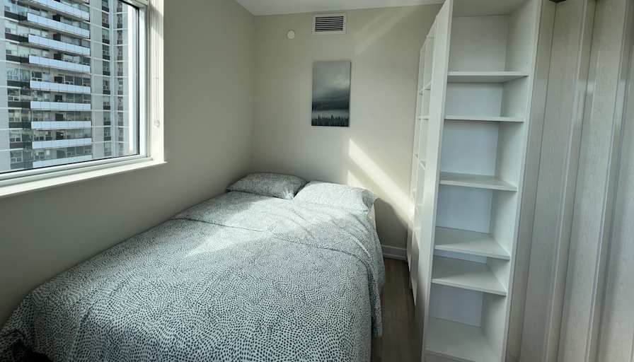 Ali's room