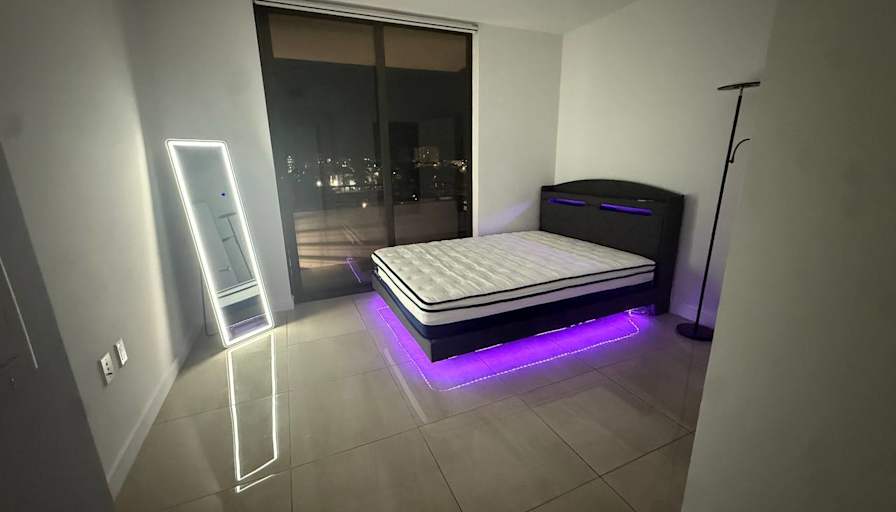 Ilia's room