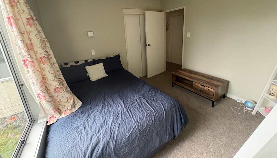 Sarhara's room