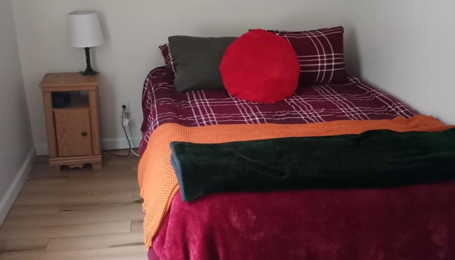Vivian's room