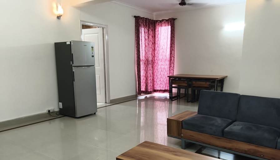 Divyanshi's room