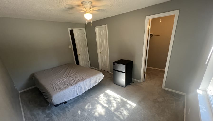 Dan's room