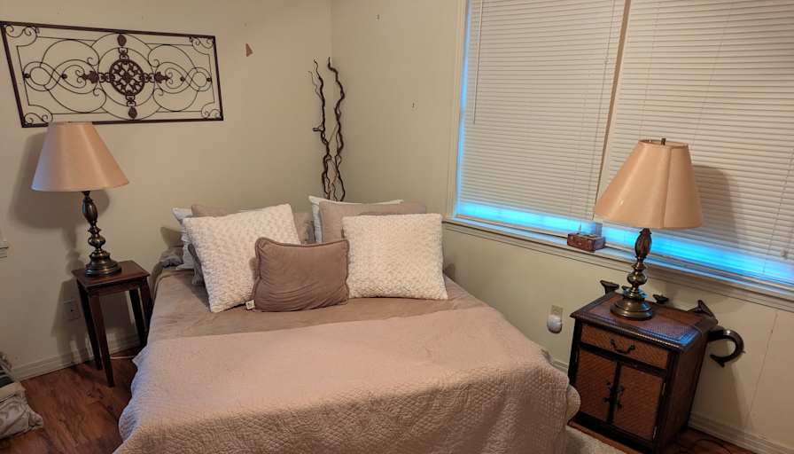 Terry L Barron's room