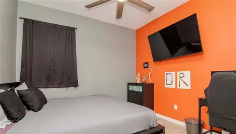 Devonte's room