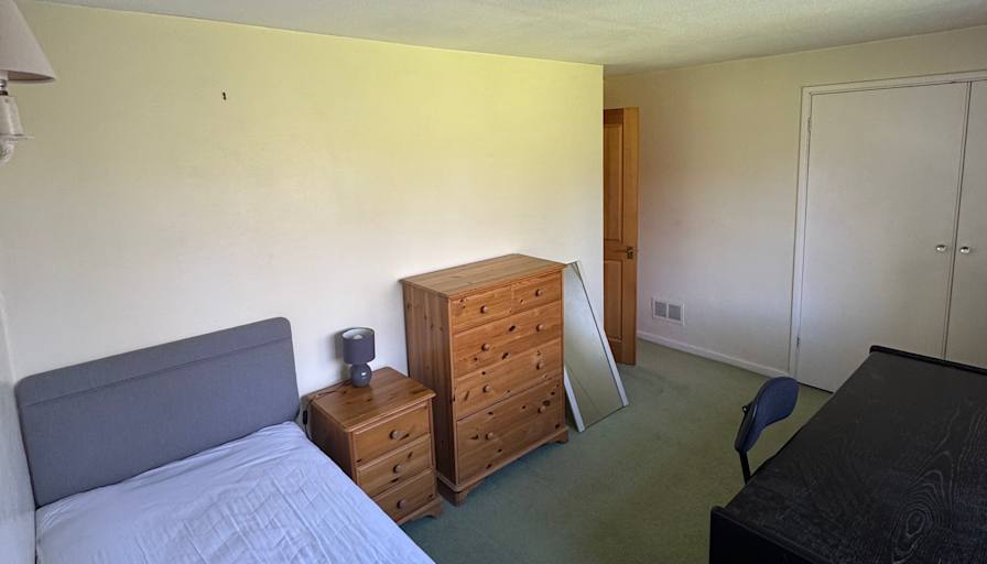 J's room