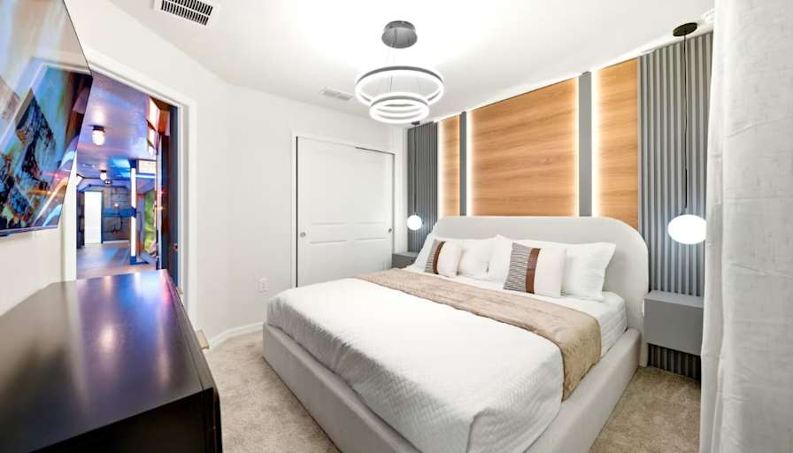 Lauren's room