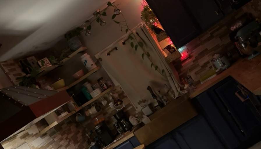 Ruthanne Cooley's room