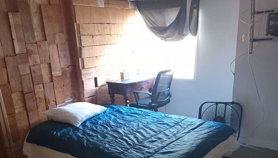 PadSplit's room