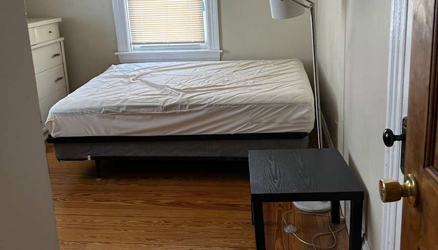 Donnie's room