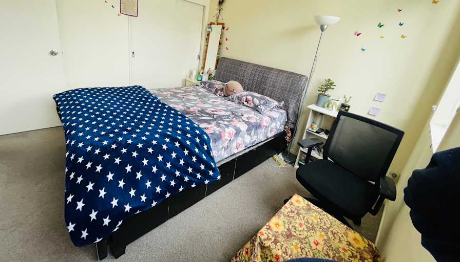 Sandy's room