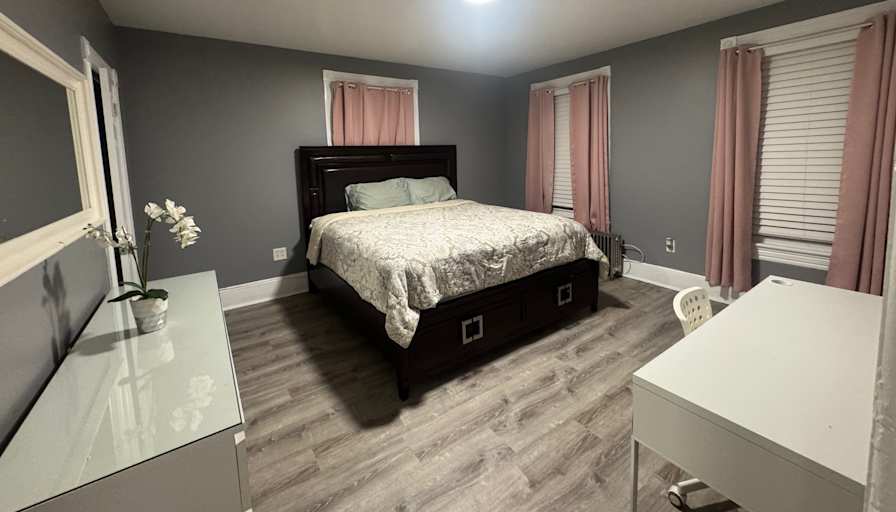 Joanne Solis's room