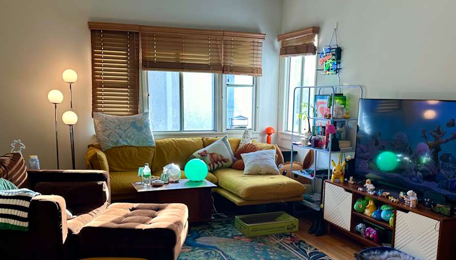 Gwen's room