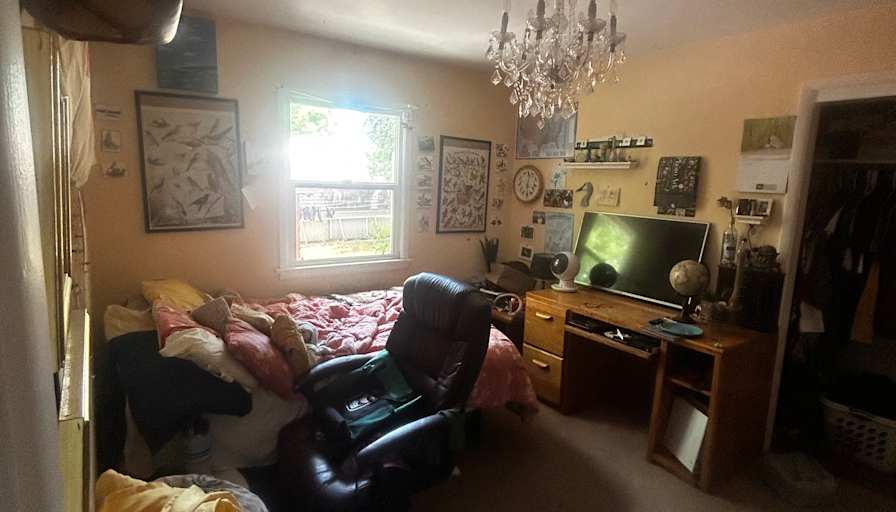 Theo's room