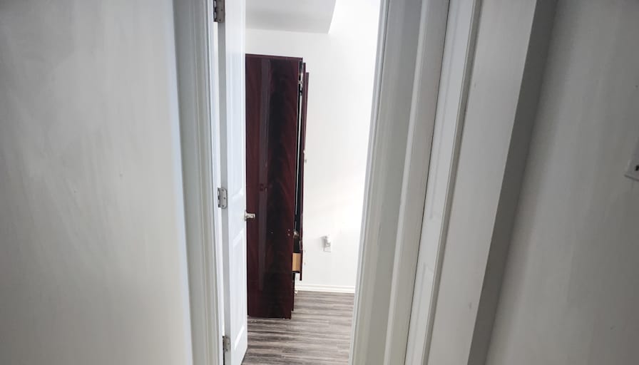 Ebude's room