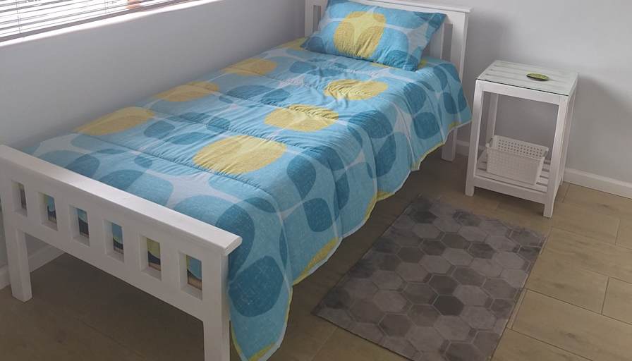 Redowaan's room