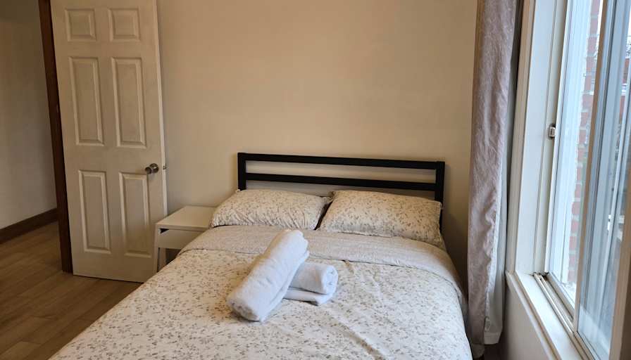 LEI XU's room