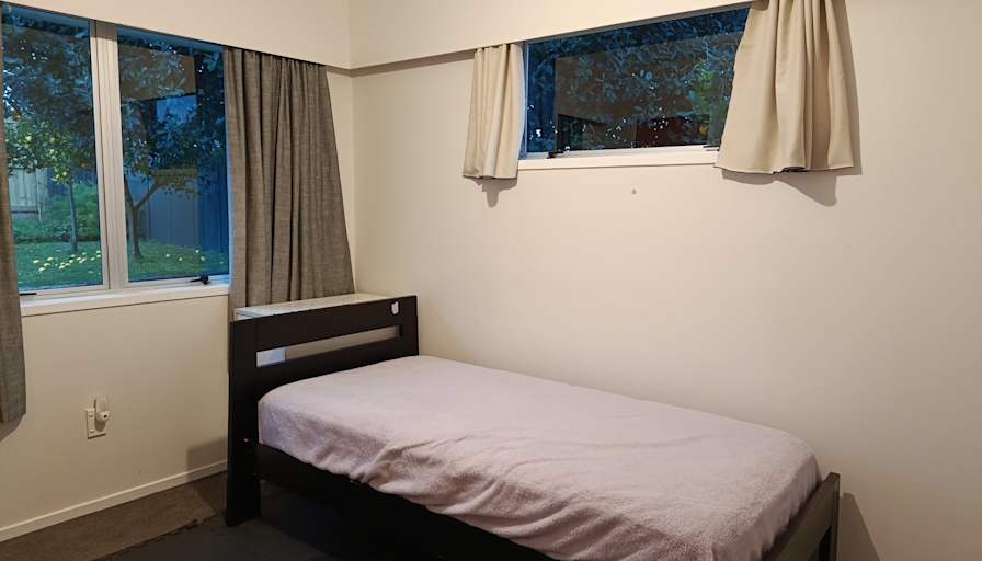 Liana Blue's room