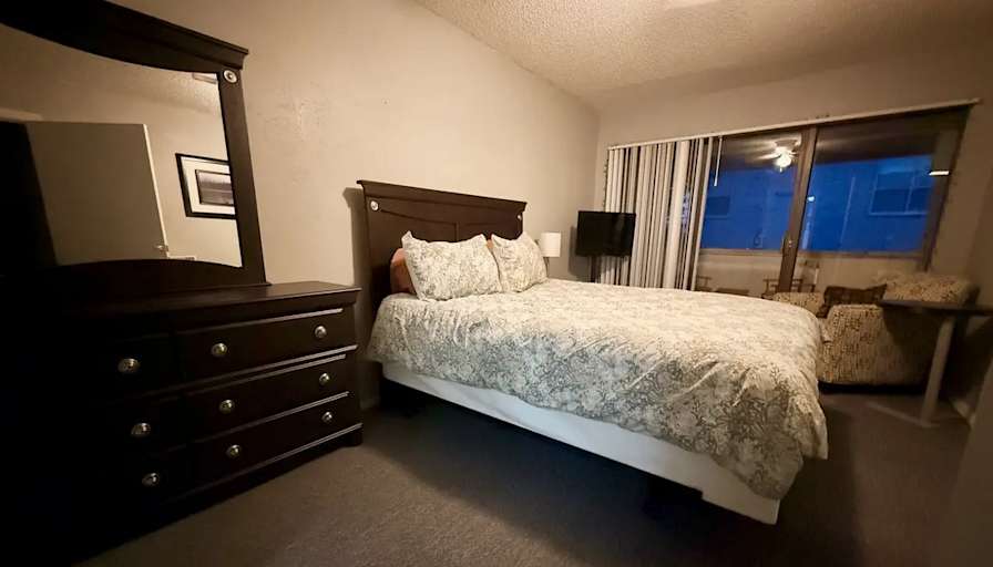 Gloria's room