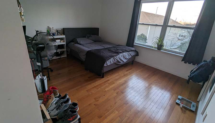 Jen's room