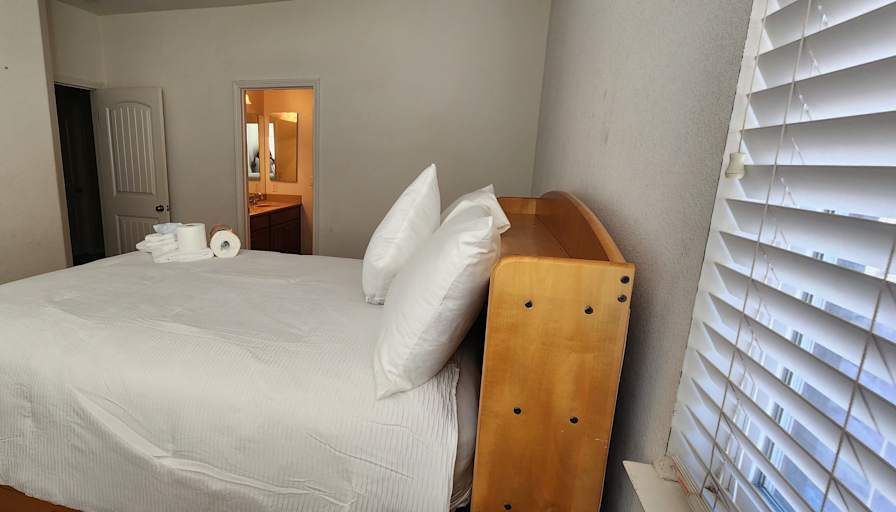 Felicia's room