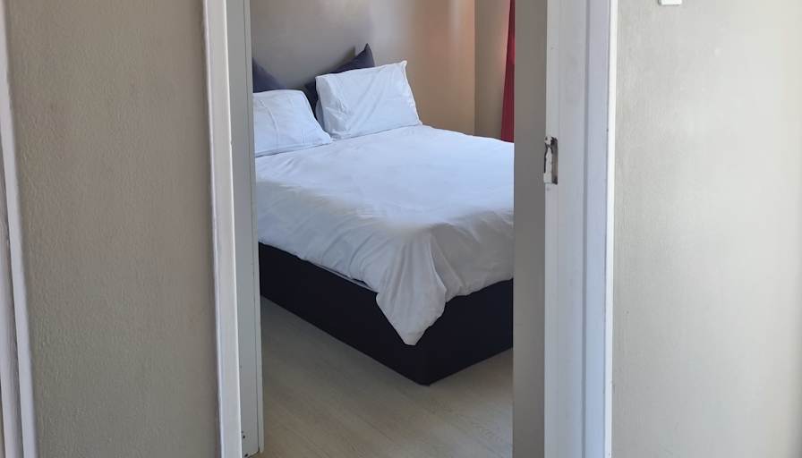 Lusapho Thomas's room
