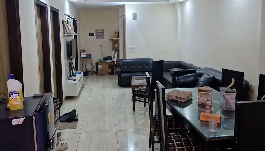 Devansh's room