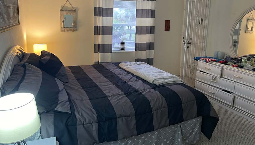 john's room