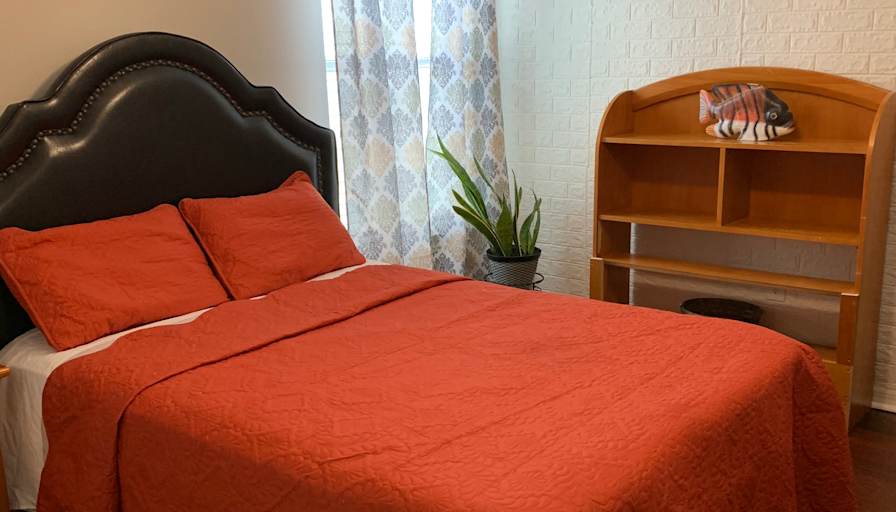 Gina's room