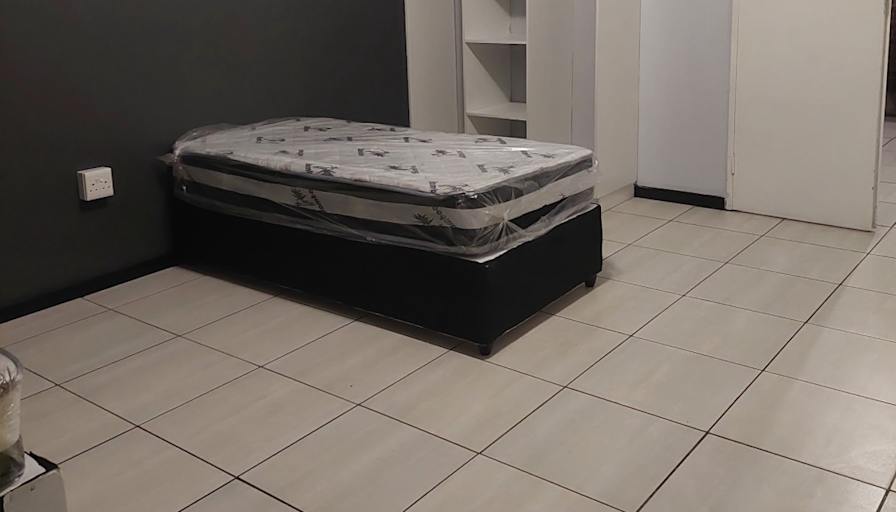 Feechy Makoni's room