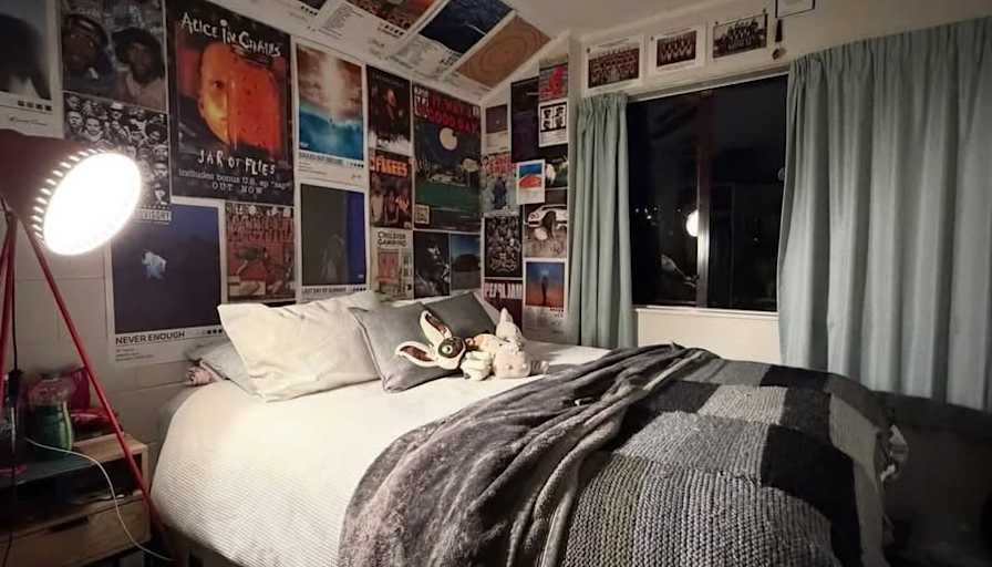 Hazar Yousef's room