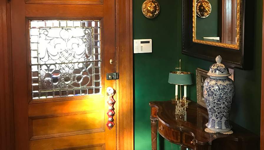 Mark's room