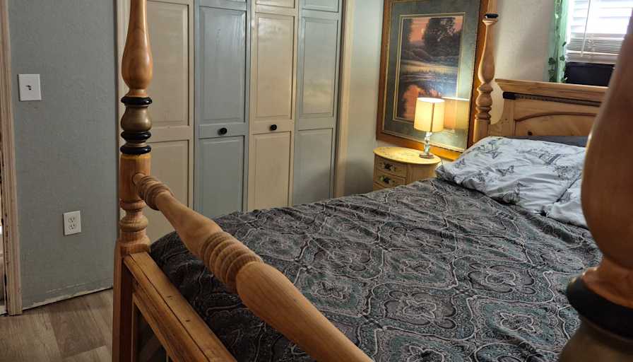 Keith Burnes's room