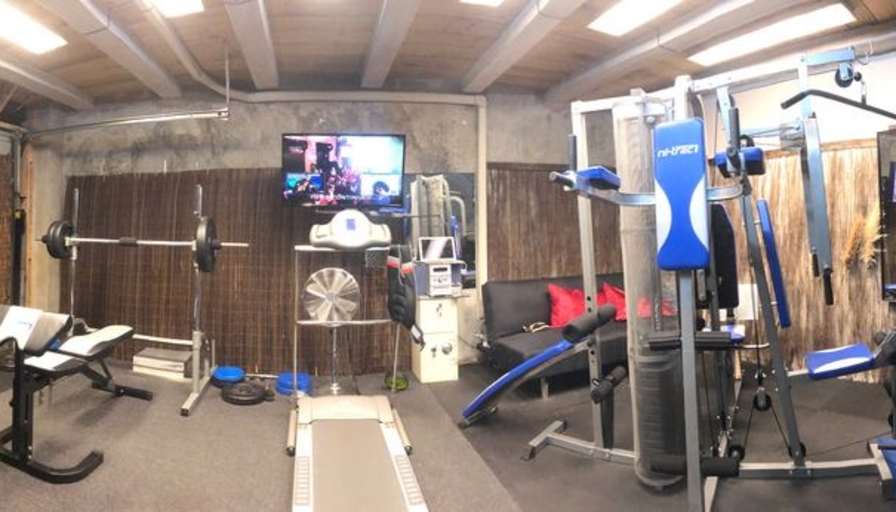 Carlos Sebastián's room
