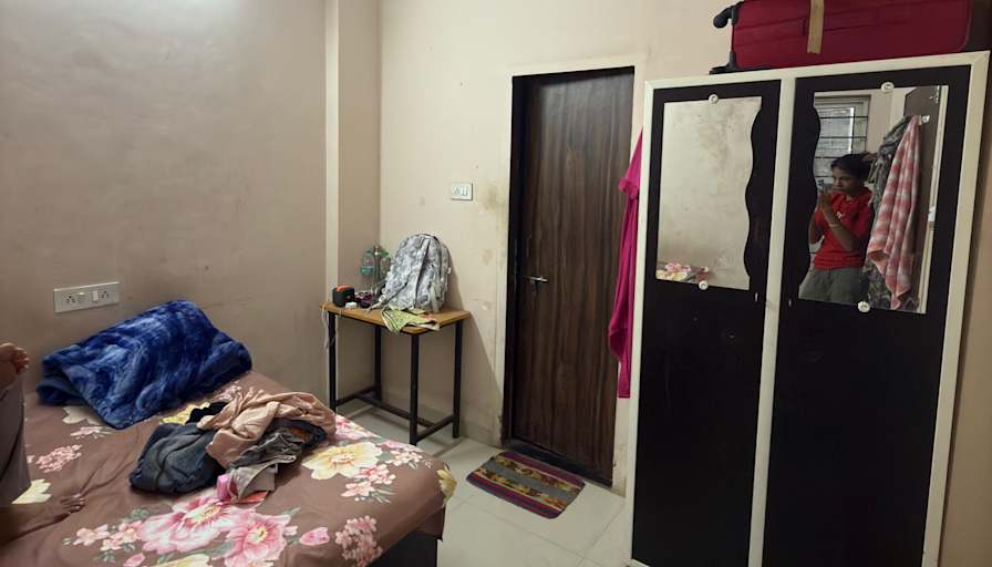 Vivana dingor's room