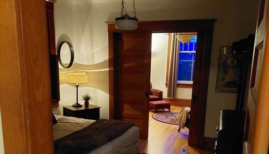 George's room