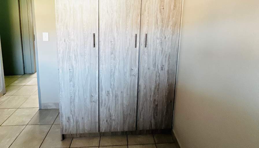 Zonke's room